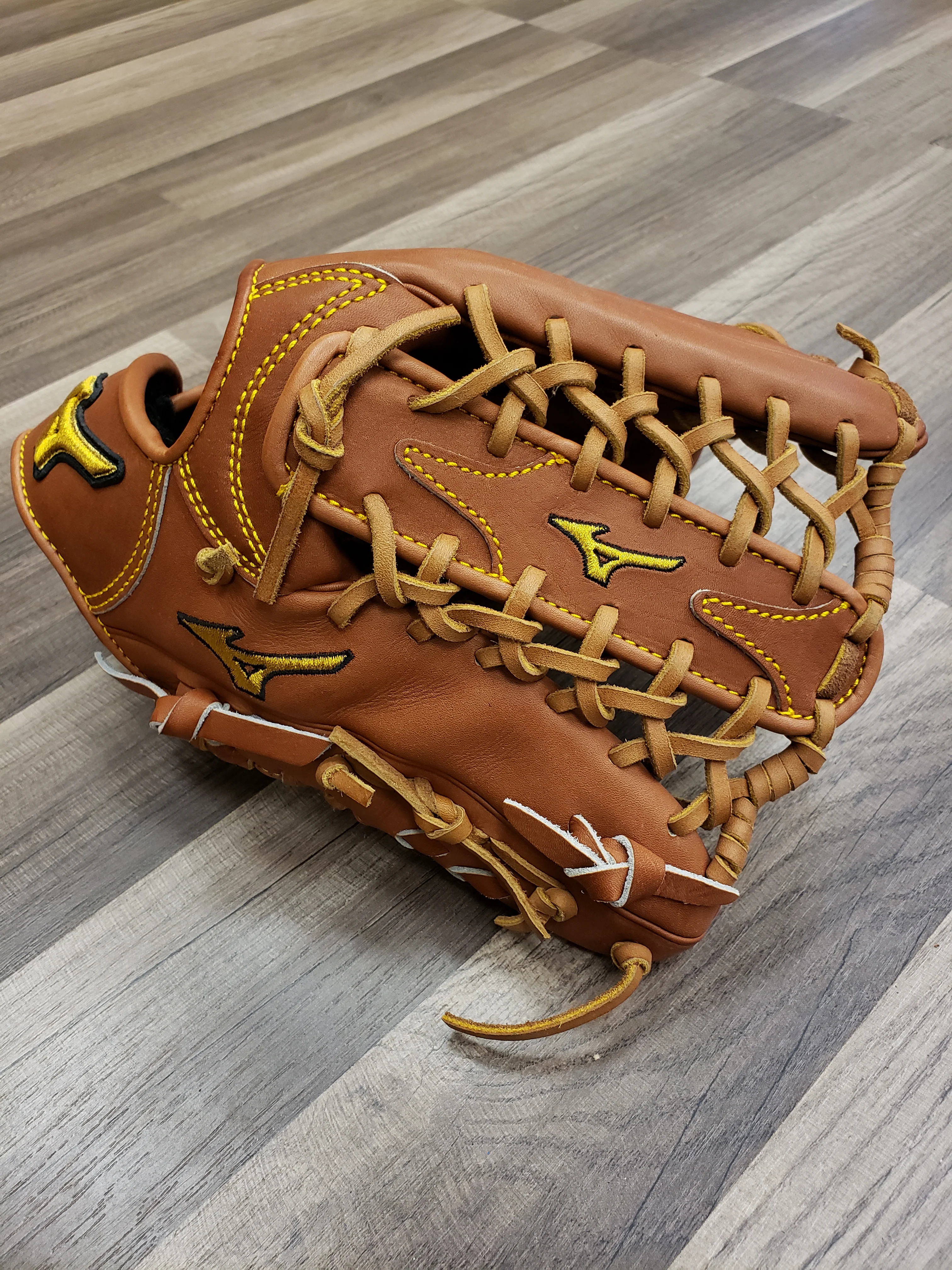 Mizuno Pro Limited 12.75" (Floor Sample)