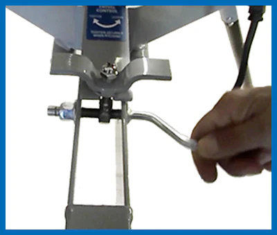Junior Hack Attack Baseball Pitching Machine - Image 3