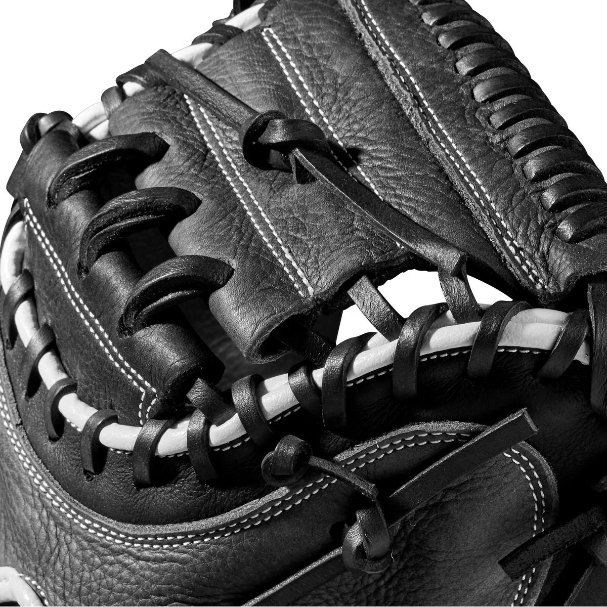 Wilson A1000 CM33 33.00" Catcher's Mitt - Image 6